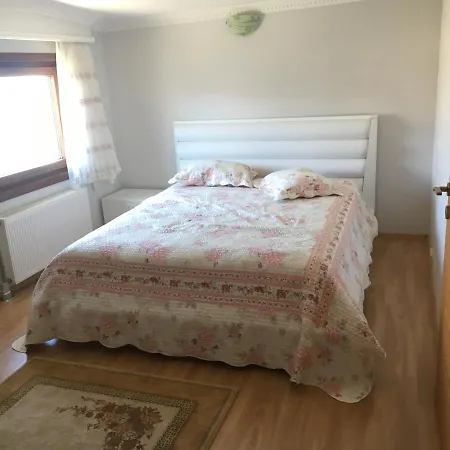 Mansiyon Solid You Have All The Third Floor With Sea View Waterside * Buyukcekmece