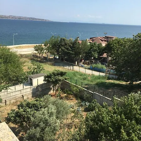 Mansiyon Solid You Have All The Third Floor With Sea View Waterside Vila Buyukcekmece